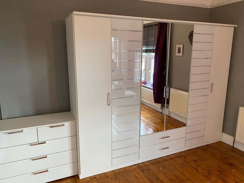 TERANO Rauch Hinged door wardrobes with cornice - Image 11